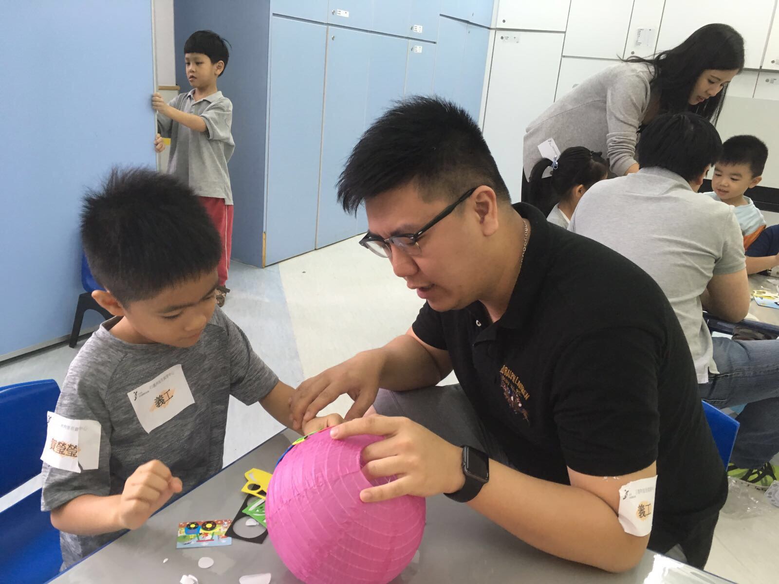 2017-09-30 Celebrate Mid-Autumn Festival with Handmade Lanterns